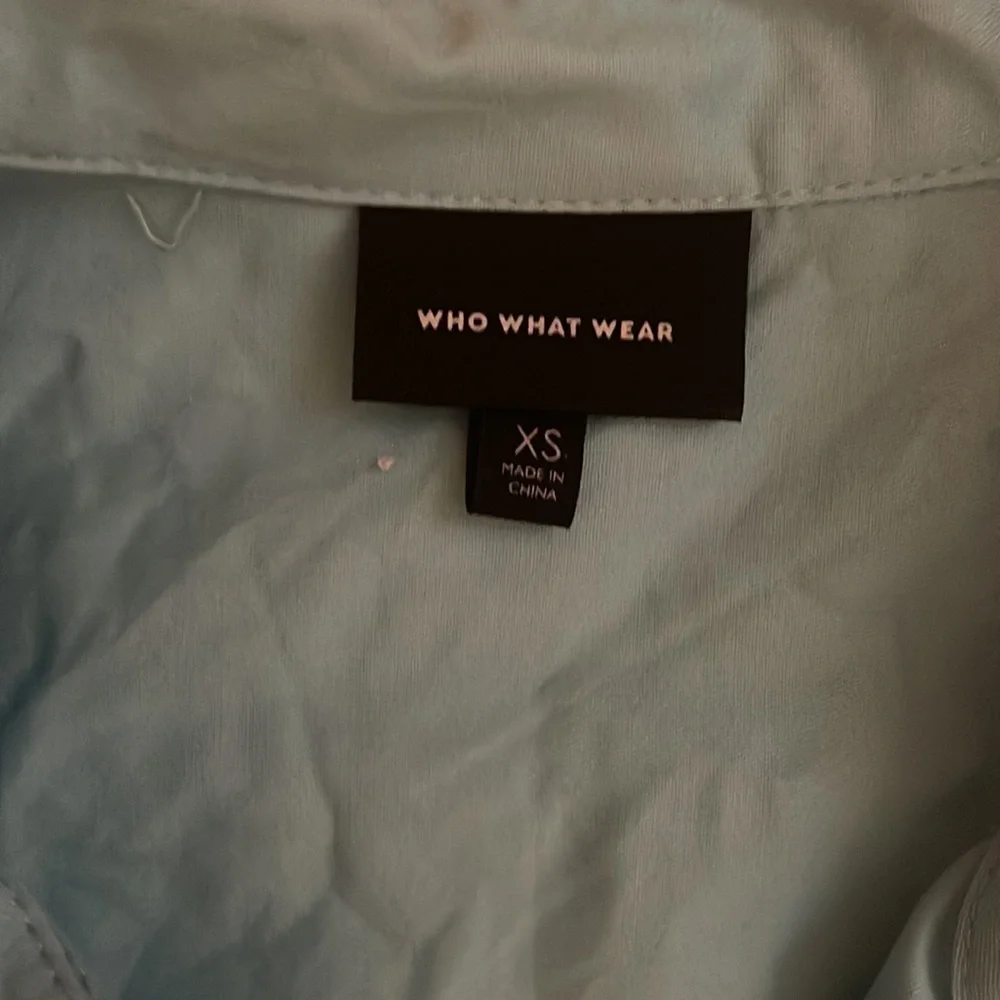 Who What Wear Button Down Trapeze Dress with Pockets - Picture 4 of 11